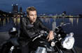 Ewan McGregor testimonial Moto Guzzi nell'adv firmato The Ad Store Italia
